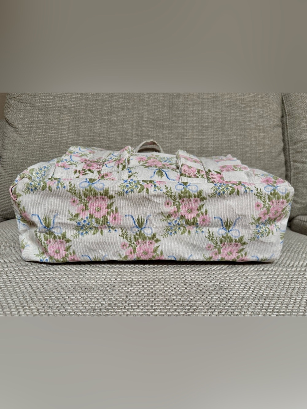 Ruffle 🌸 Floral Canvas Tote Bag Shoulder Bag Ivory Pink Blue Bookish sealed NWT - Picture 4 of 9